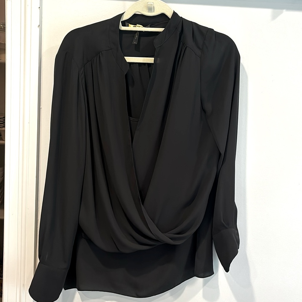 BCBG top